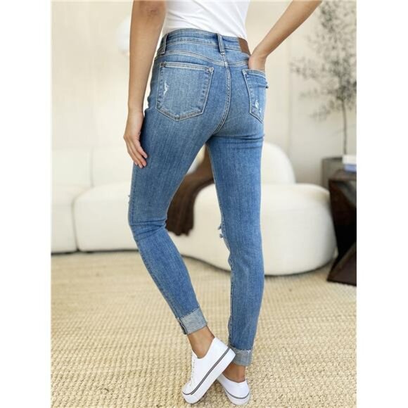 🔥 NWT Judy Blue Mid Rise Destroy & Cuff Skinny Jeans, Regular + Plus Sizes - Picture 4 of 9